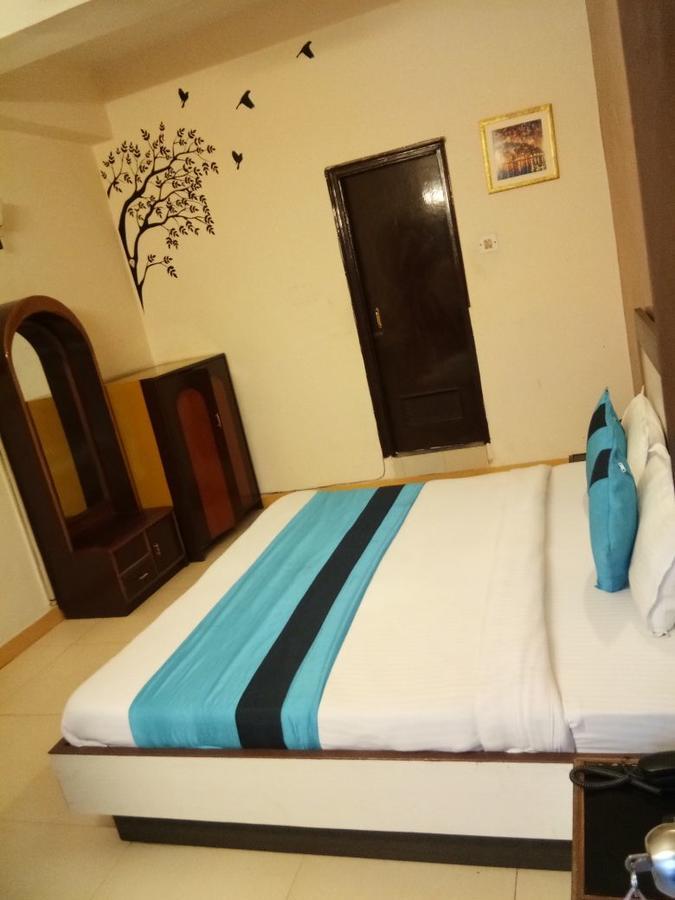 Juhi Bari Hotel Samridhi Palace מראה חיצוני תמונה