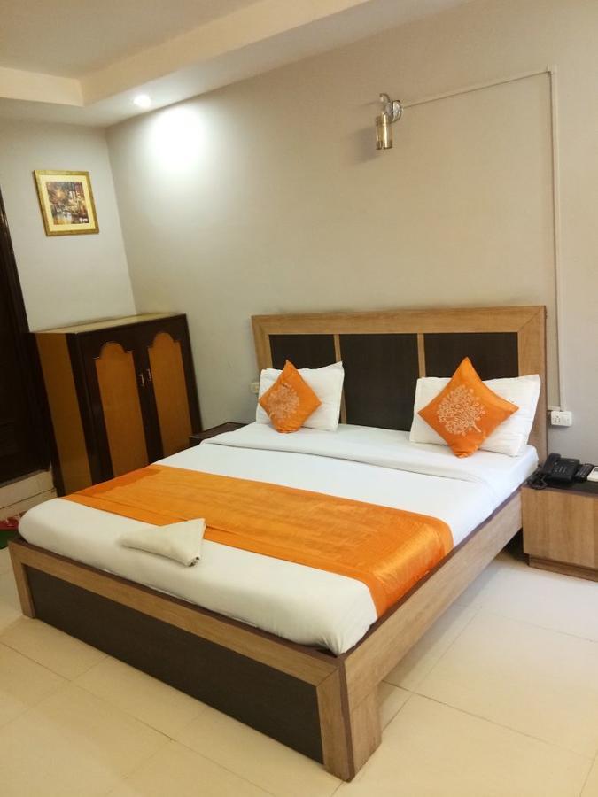 Juhi Bari Hotel Samridhi Palace מראה חיצוני תמונה